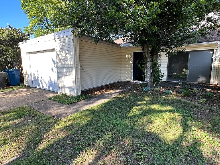 4101 Smokey Lake Dr — Photo 17