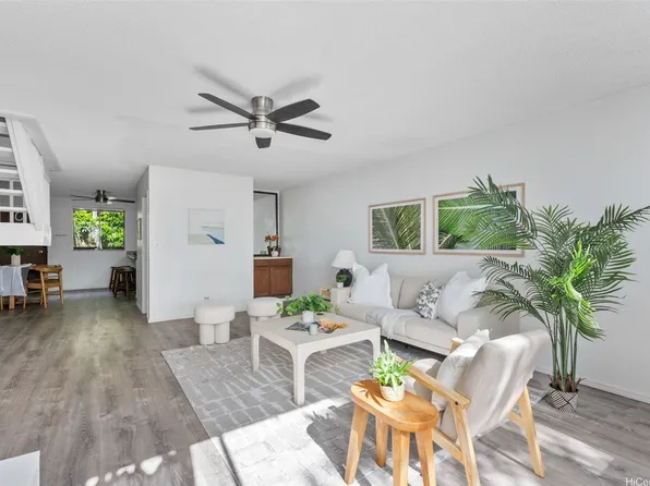 300 Kawaihae St #300F, Honolulu, HI 96825