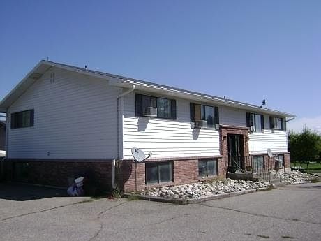 3rd image of 1161 N Skyline Dr APT 3