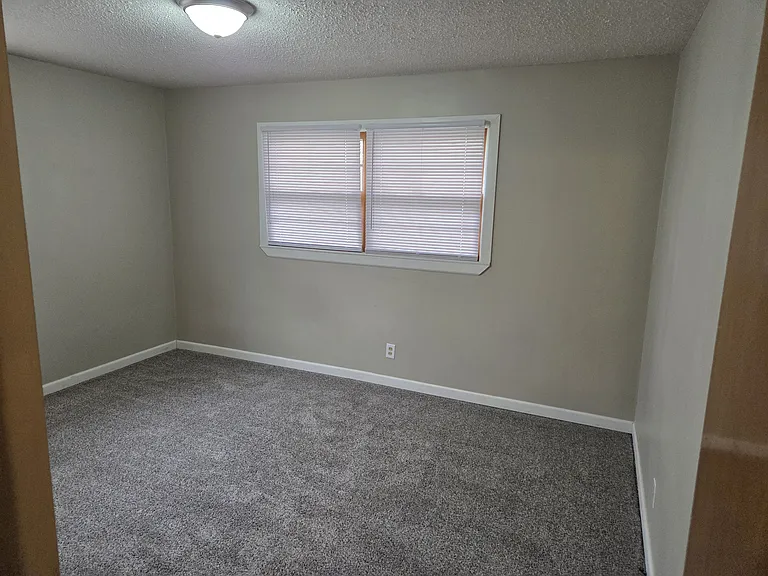 7814 W Quail Ln — Photo 35