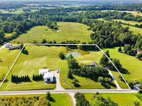 176 Meadows Rd, Portland, TN 37148