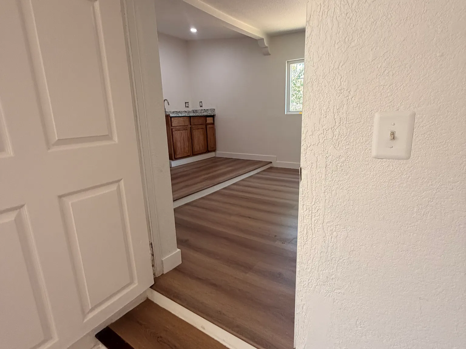 1 bed, 550 sqft, $1,500 — Photo 3