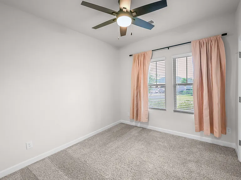 6407 Barcelona Way — Photo 33