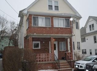 150 Spruce St #2, Watertown, MA 02472