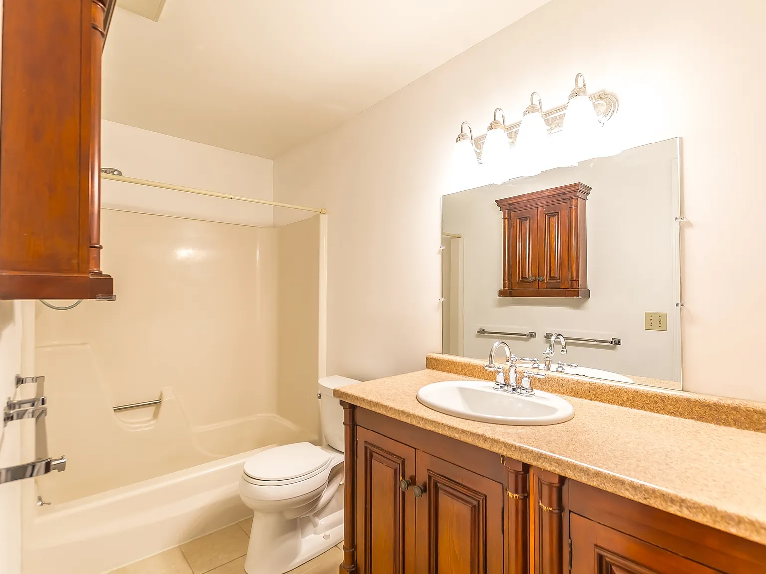 8 Northbrook Dr #805 - 805 — Photo 3