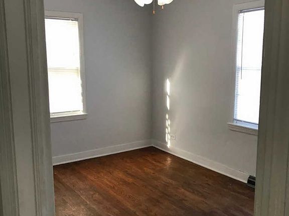 5th image of 3136 Crane Pl