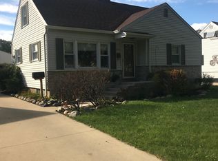 1904 S Sheridan St, Bay City, MI 48708