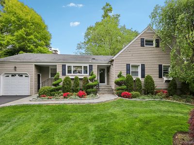 22 Stony Run, New Rochelle, NY, 10804