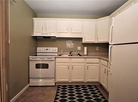 3rd image of 120 Suppiger Ln APT 106