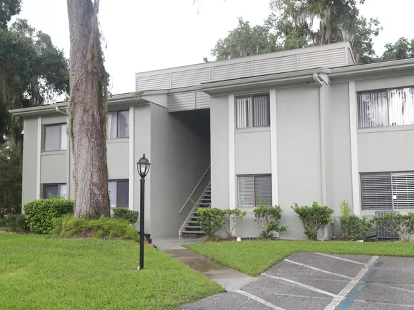 306 Palm Coast Pkwy NE APT 203, Palm Coast, FL 32137