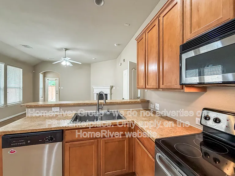410 Marshall Way — Photo 9