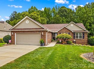 189 River Birch Cir, Mooresville, NC 28115