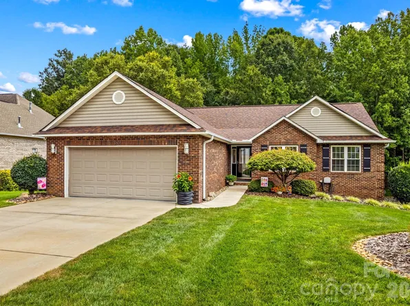 189 River Birch Cir, Mooresville, NC 28115