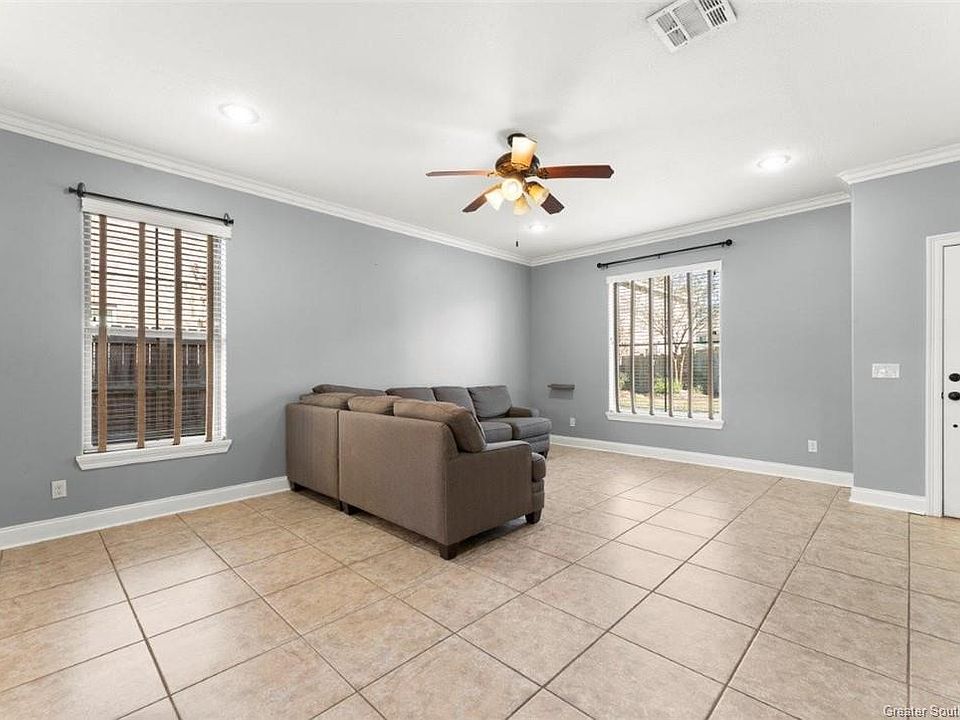 5017 S Prien Lake Rd Lake Charles, LA Zillow