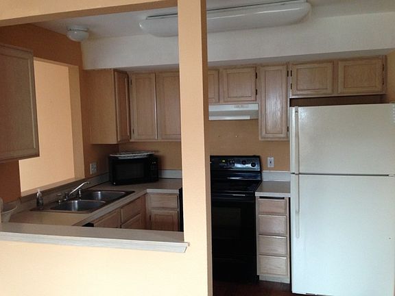 5th image of 1421 B St SE #A