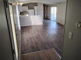 6023 Holy Cross Rd, Loretto, KY 40037