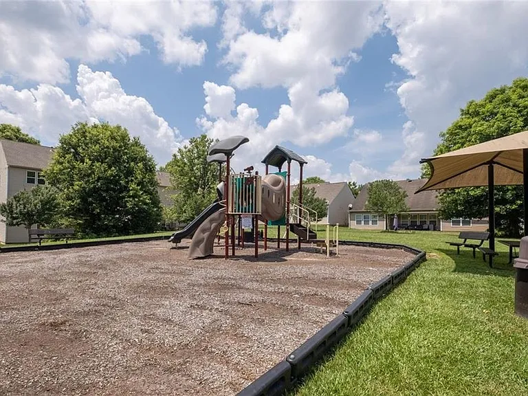 2531 Fieldview Way — Photo 48