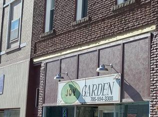 717 1/2 8th St, Baldwin City, KS 66006