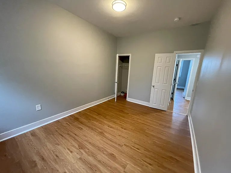 2202 Bryant Ave #3 — Photo 1