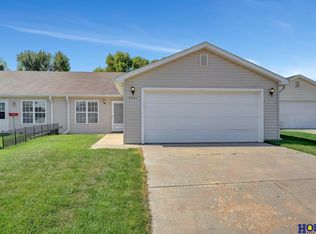 2041 Spring Meadow Ct, Lincoln, NE 68521