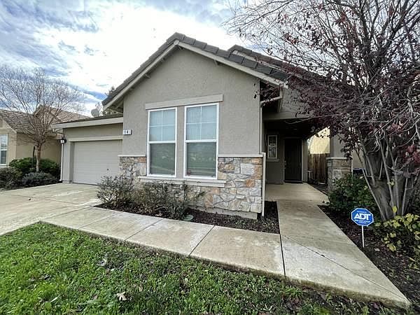 1st image of 14 Loma Verde Ct