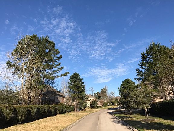 4th image of 155 Madeline Ln