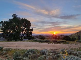 2935 Galaxie Heights Rd, Riverside, CA 92507