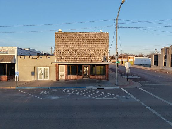 4th image of 201 S Main St