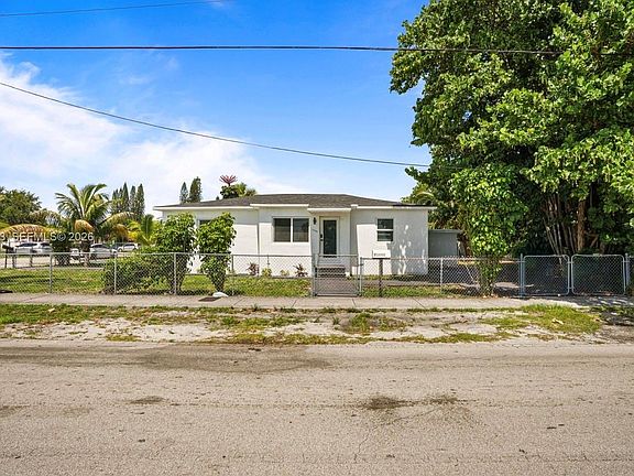 2nd image of 801 NW 105th St