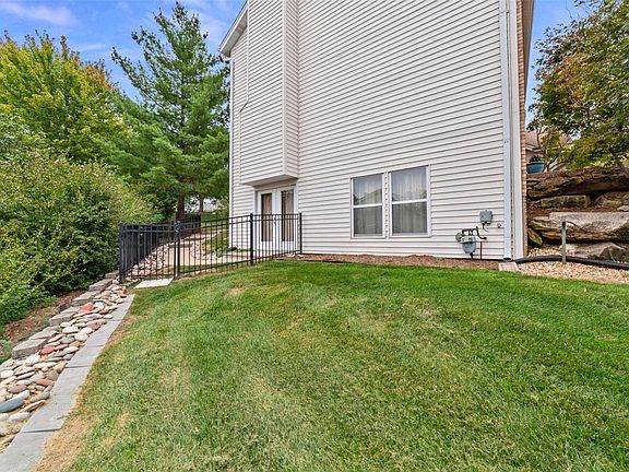 4th image of 451 Lynwood Forest Dr