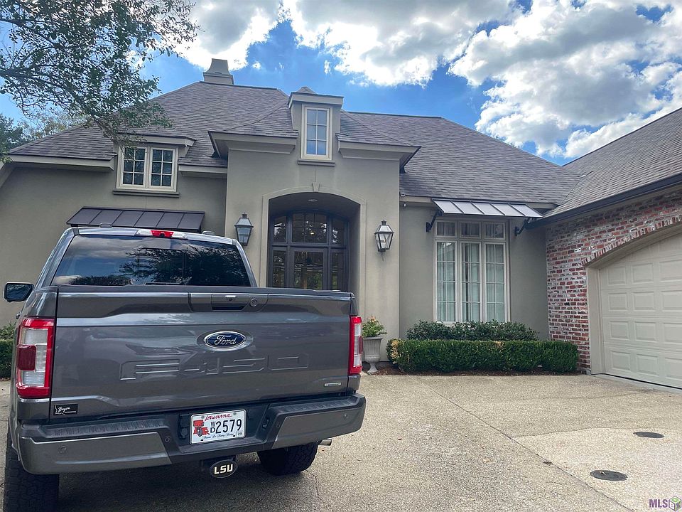 1st image of 18926 Spyglass Hill Dr