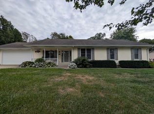 884 N Quail Ridge Cir, Vincennes, IN 47591