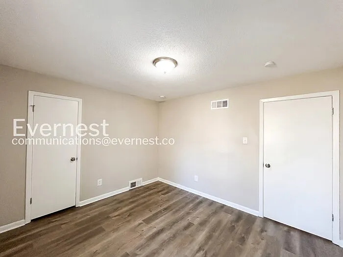 3333 Leschallas Dr — Photo 11