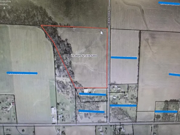 3921 Walnut Rd, Willard, OH 44890