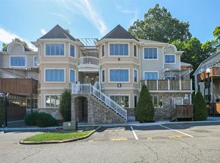6 Rose Garden Way #304, Monsey, NY 10952