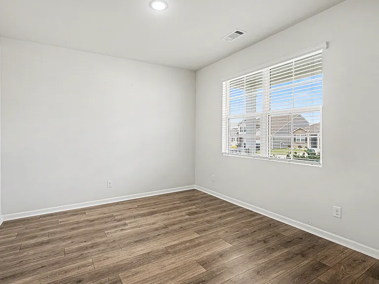 709 Pintail Pointe — Photo 9