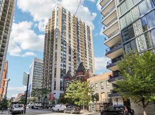 70 W Huron St APT 2210, Chicago, IL 60654