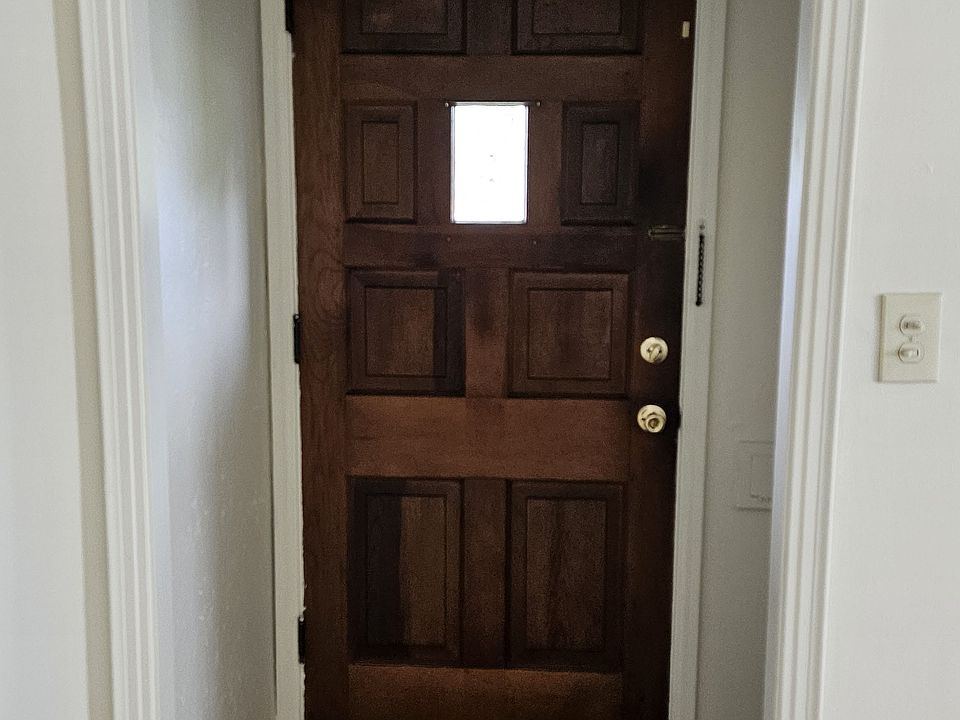 1st image of 20901 Fuller Ave