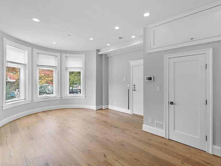 2112 Wyoming Ave NW #2 — Photo 4