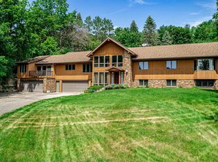 1700 Northwood Dr NE, Rochester, MN 55906