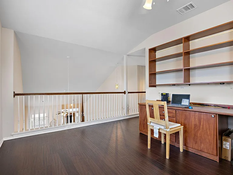 8701 Blackvireo Dr — Photo 4