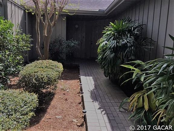 2nd image of 11413 Palmetto Blvd