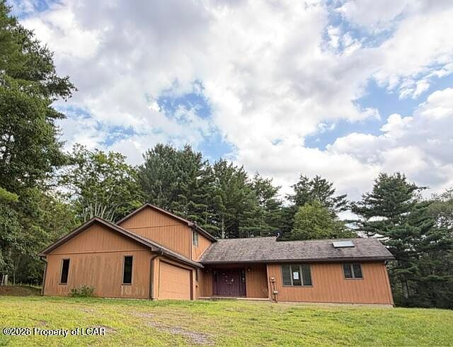 1st image of 871 Swamp Rd