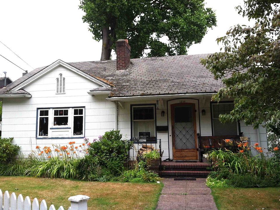1st image of 1854 NE Ravenna Blvd