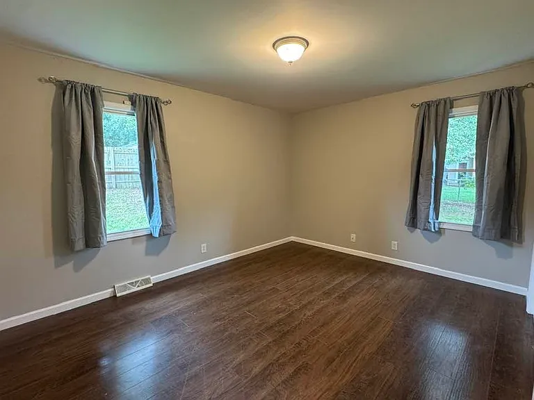 1095 Sunset Rd — Photo 14