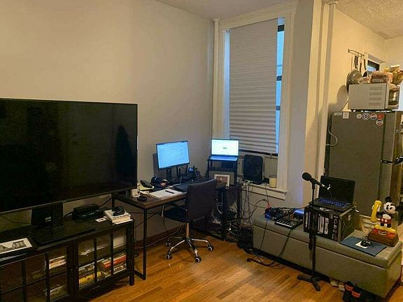 4th image of 30-86 44th St #1