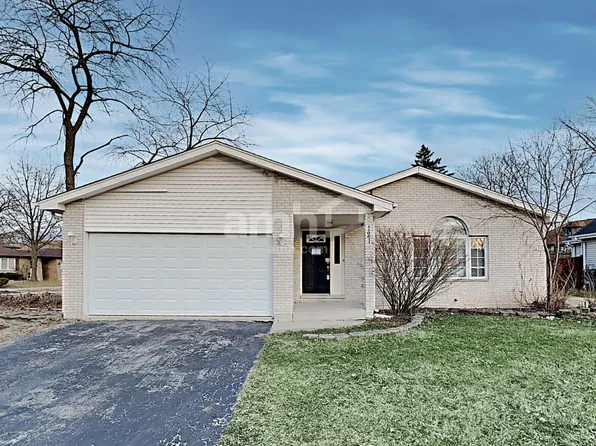 121 Valleywood Dr, Steger, IL 60475