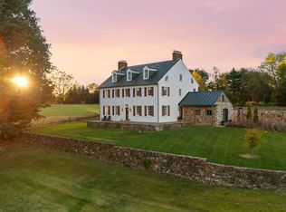 864 Grubbs Mill Rd, Newtown Square, PA 19073