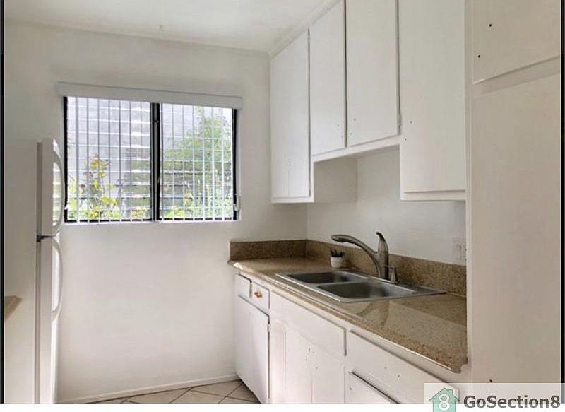 2nd image of 8436 Blackburn Ave APT 3