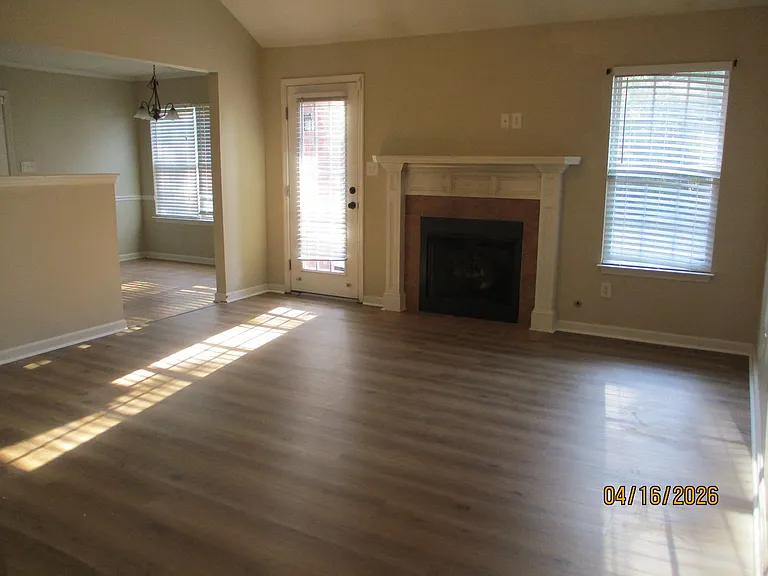 2604 Ardwick Dr — Photo 6